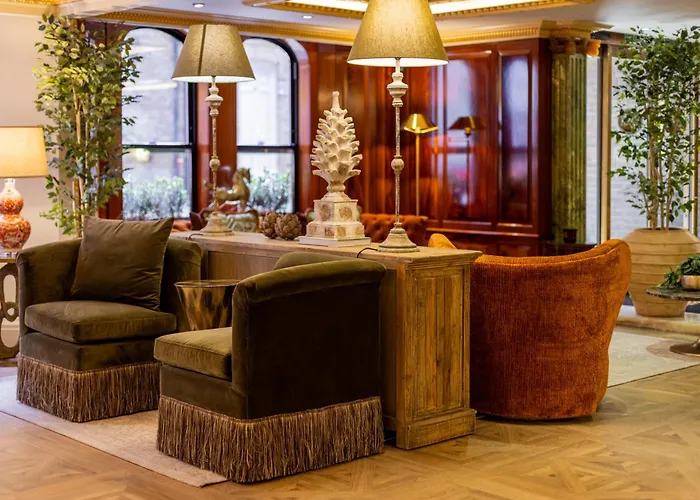 Mayfair House