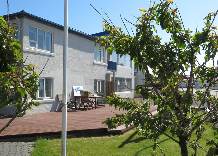Old Airline Guesthouse Hofn