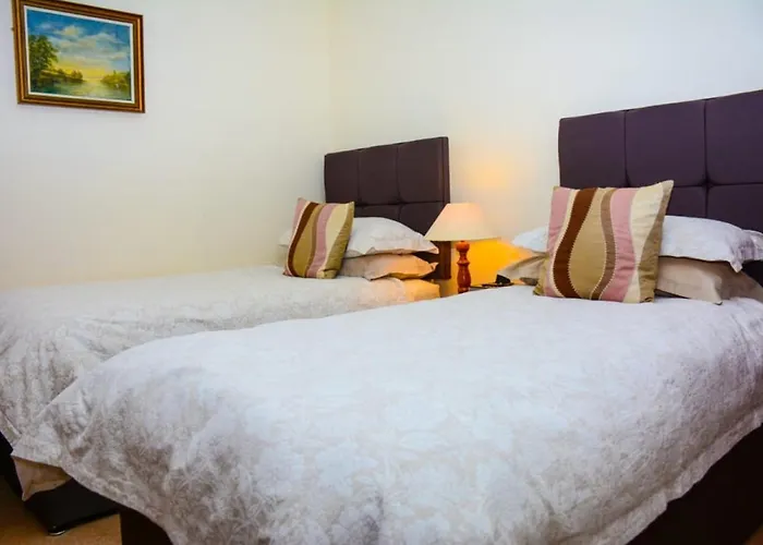 Clarke Cottage Guest House Dunfermline