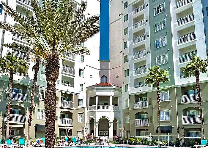 The Point Hotel & Suites Universal Orlando