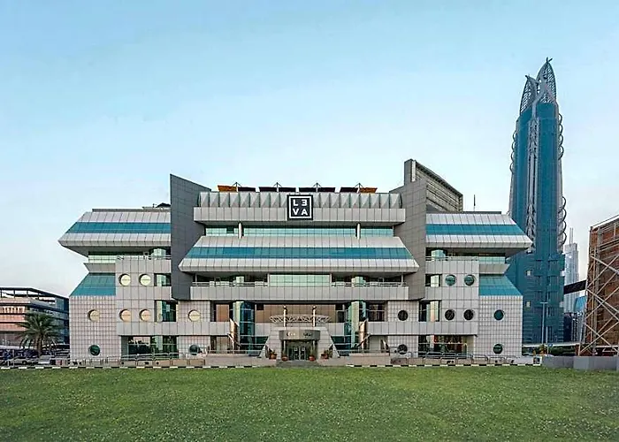 Leva Hotel And Suites Opposite Downtown