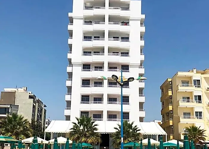 Perandor Beach Durrës