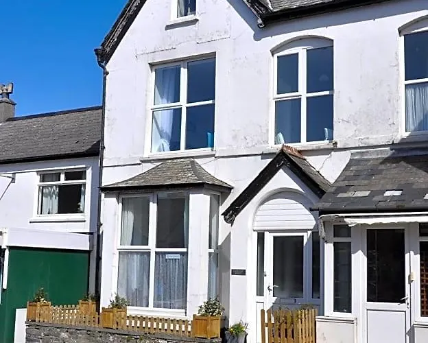 Gordon House B & B