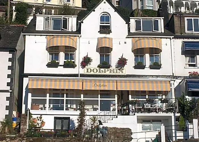 Dolphin Guest House Looe