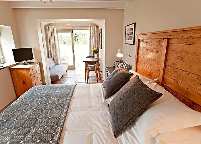 Grove Park Bed & Breakfast Newport 