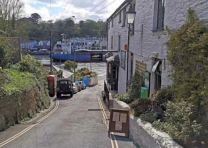 The Old Ferry Inn