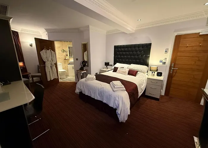 The Somerset House Hotel & Handmade Pie House Weymouth