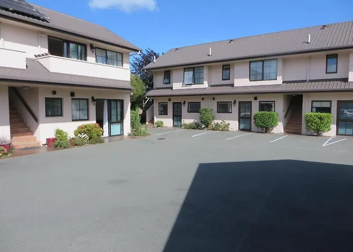 Arrow Motel Apartments