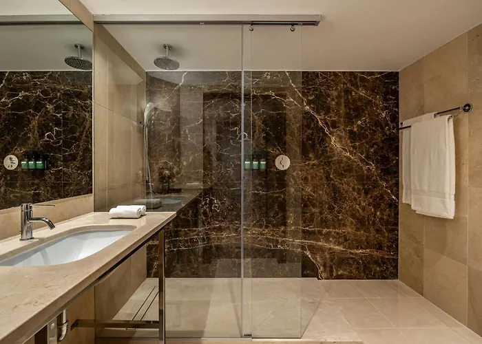 Hotel Crowne Plaza Porto By Ihg
