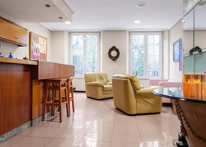 Hotel Santacruz Oviédo