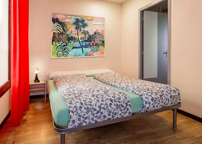 Villa Saint Exupery Beach Hostel