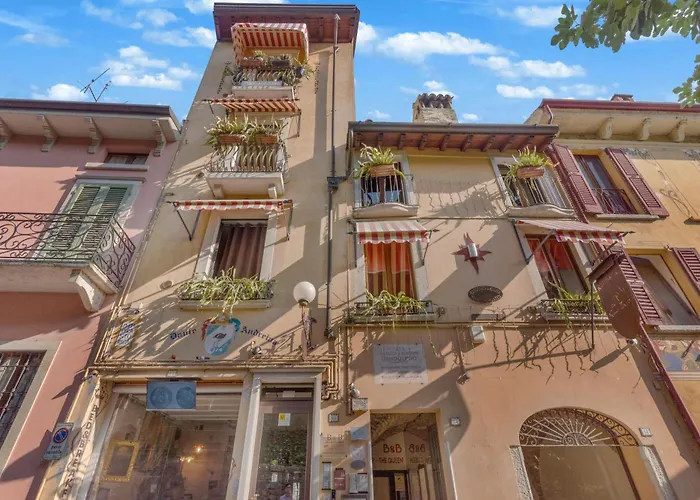 The Queen Tower Desenzano del Garda