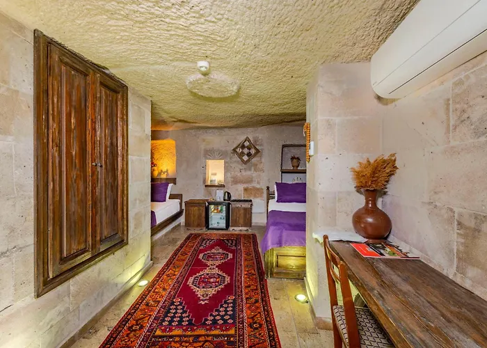 Hidden Cave Hotel