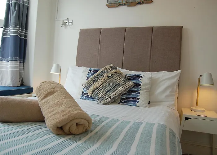 Saint Cadfans Lodge Tywyn