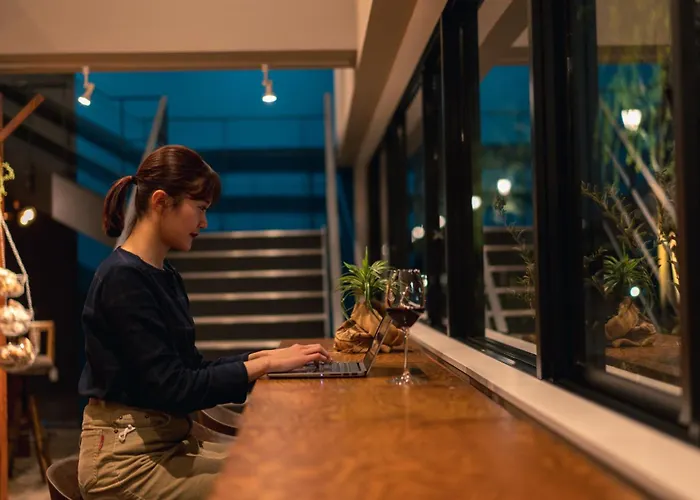 Wise Owl Hostels River Tokyo