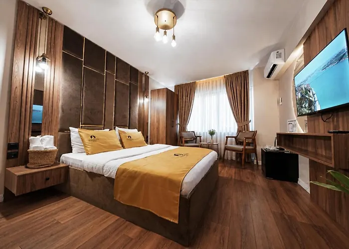 Ali Khan Hotel