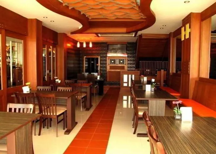 Triple Rund Place Hotel Patong