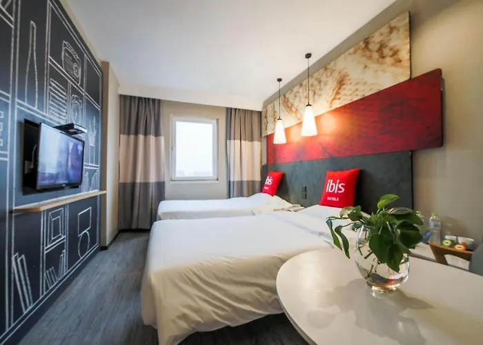 Ibis Chengdu Kehua Hotel