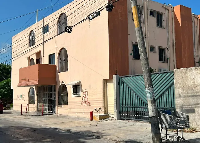 Casa De Huespedes Los Santos Cancún
