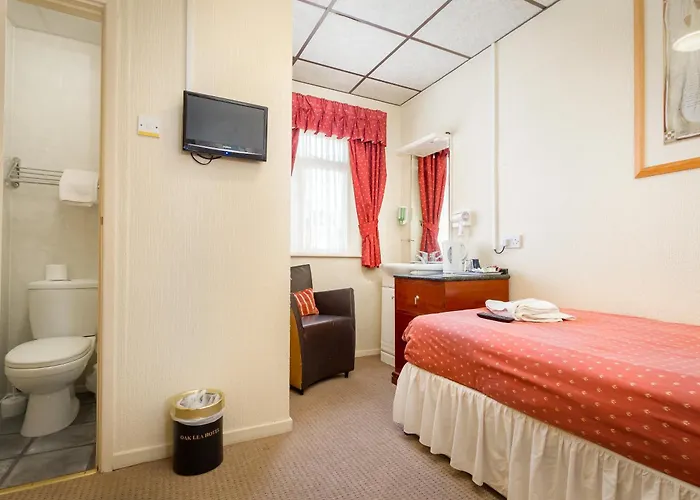 Oak Lea Hotel