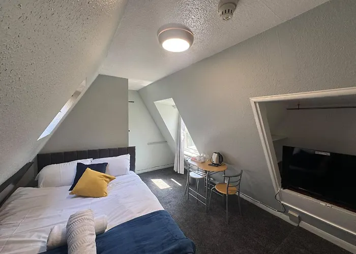 Kirkdale Hotel Croydon