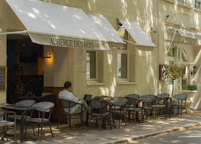 Brit Hotel Le Lion D'Or Chinon