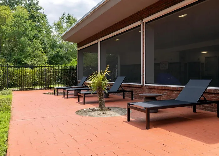 Doubletree By Hilton Hotel Savannah Airport