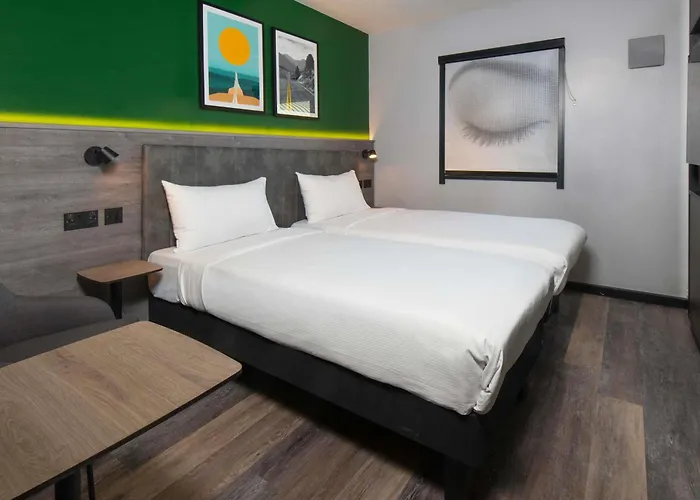 Ibis Styles London Gatwick Airport Hotel Crawley 
