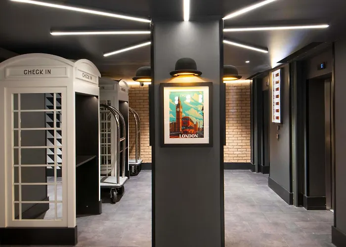 Ibis Styles London Gatwick Airport Hotel Crawley 