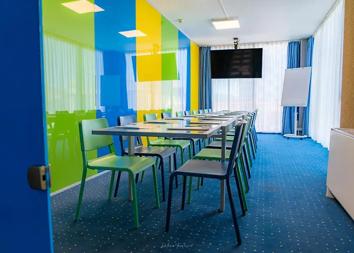 West City Hotel Floreşti