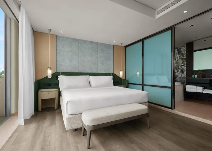 Nina Hotel Island South Hongkong