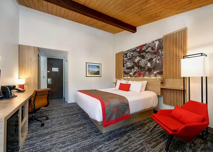 Hotel Ramada By Wyndham Santa Barbara Goleta