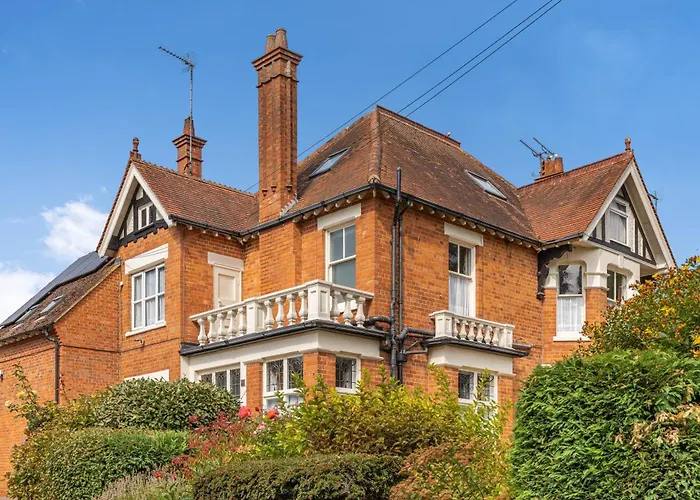 Fairlawns Guest House