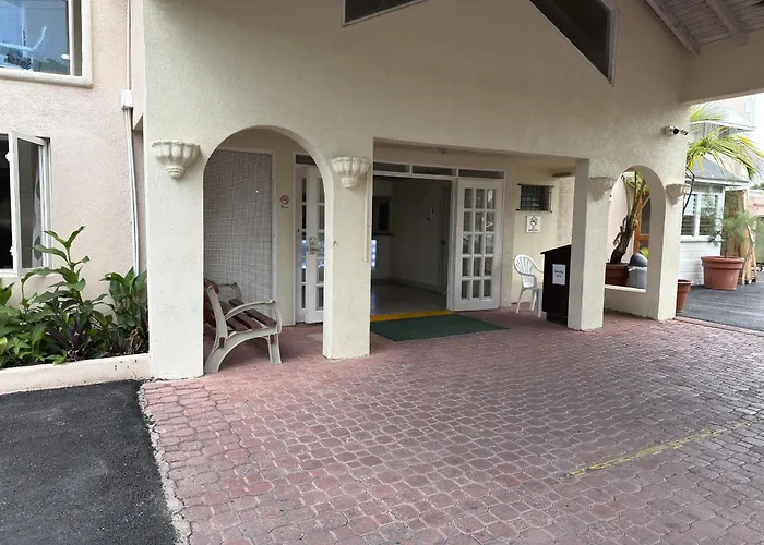 Sunbay Hotel