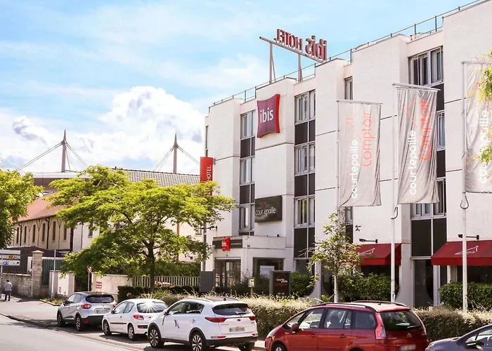 ibis Saint-Denis Stade Ouest