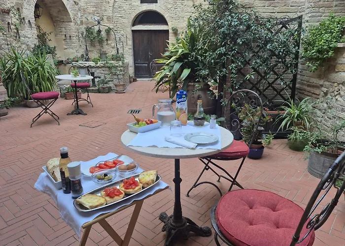 Hotel Residenza D'Epoca Palazzo Buonaccorsi à San Gimignano