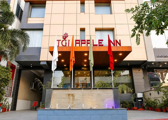 Tgi Apple Inn