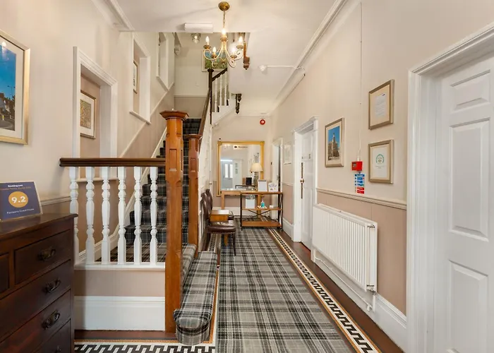 Fairlawns Guest House