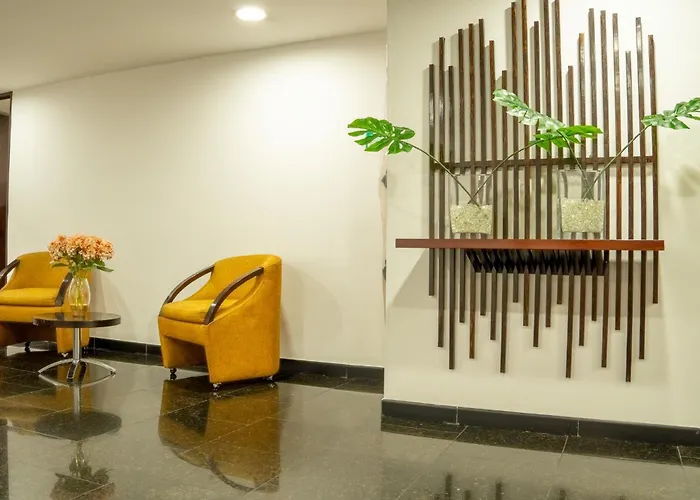 Richmond Suites Hotel