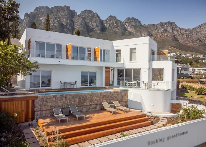 Finchley Guesthouse In Camps Bay