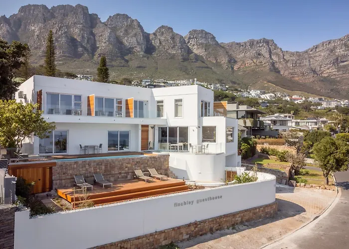 Finchley Guesthouse In Camps Bay