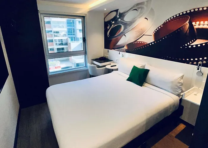 Ibis Styles Montevideo Biarritz Hotel