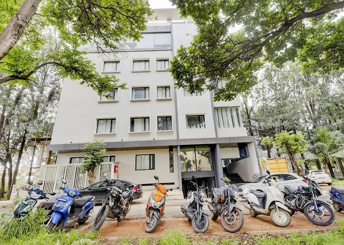 Sleek Townhouse Galexia Hotel And Resorts