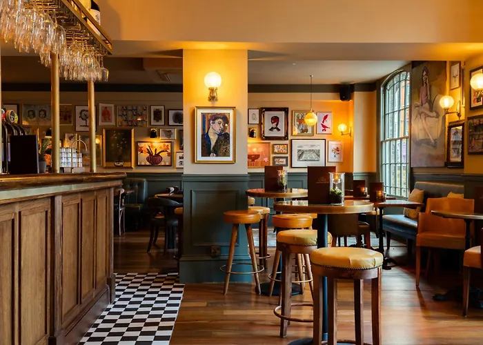 Aragon House Hotel London