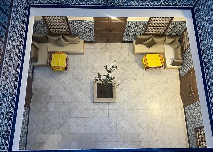 Riad Yenna