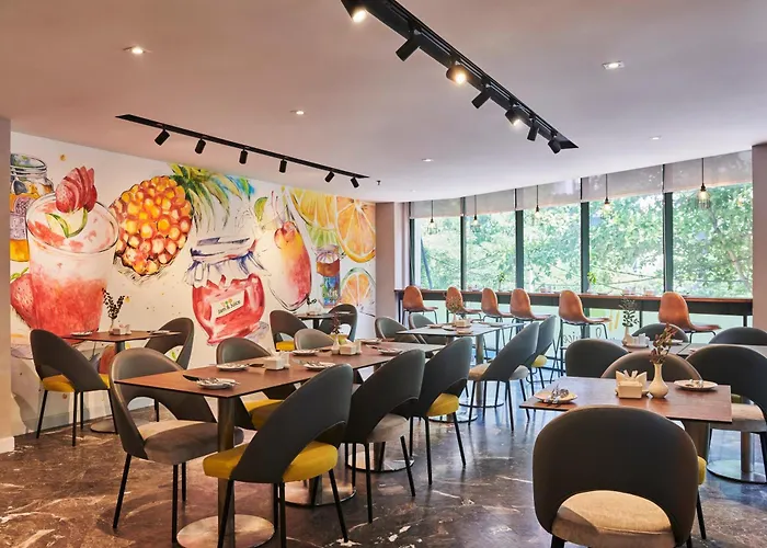 J-Hotel By Dorsett
