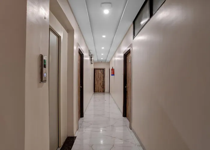 Super Townhouse Hotel O Benchmark