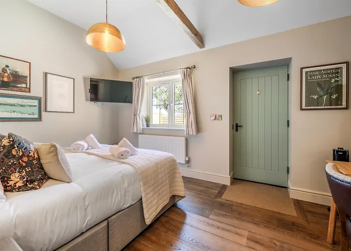 Charlcombe Inn Kelston