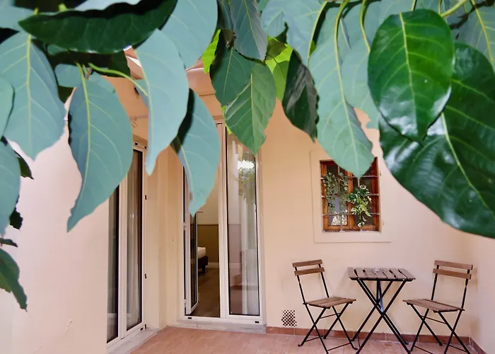 El Roy Garden Rooms