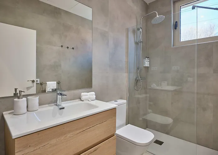 Paseo Suites Hotel